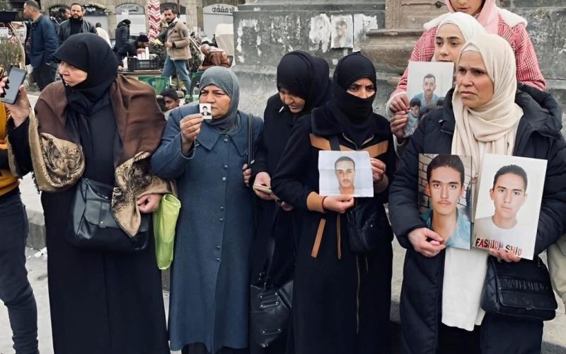 SSJ EN SIRIA, MUJER